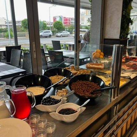 Persani Hotel-Free Parking 阳光海滩 外观 照片